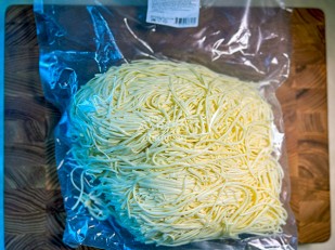 Вяленое мясо: Сырный продукт ФЕРМЕРСКИЙ паутинка белая